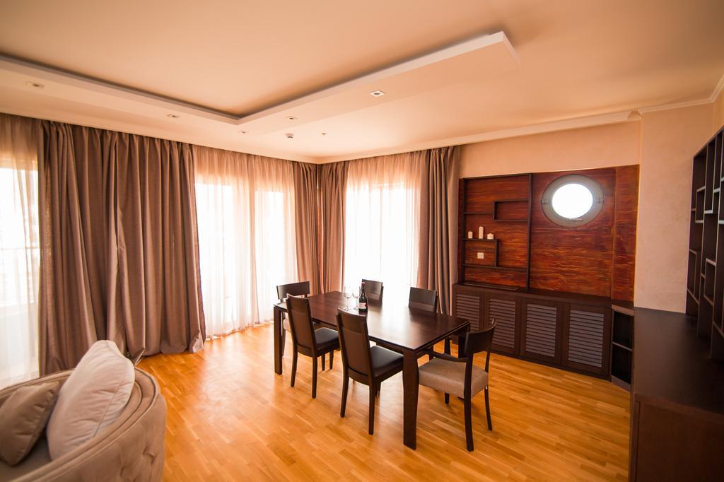 Harmonia Apartment